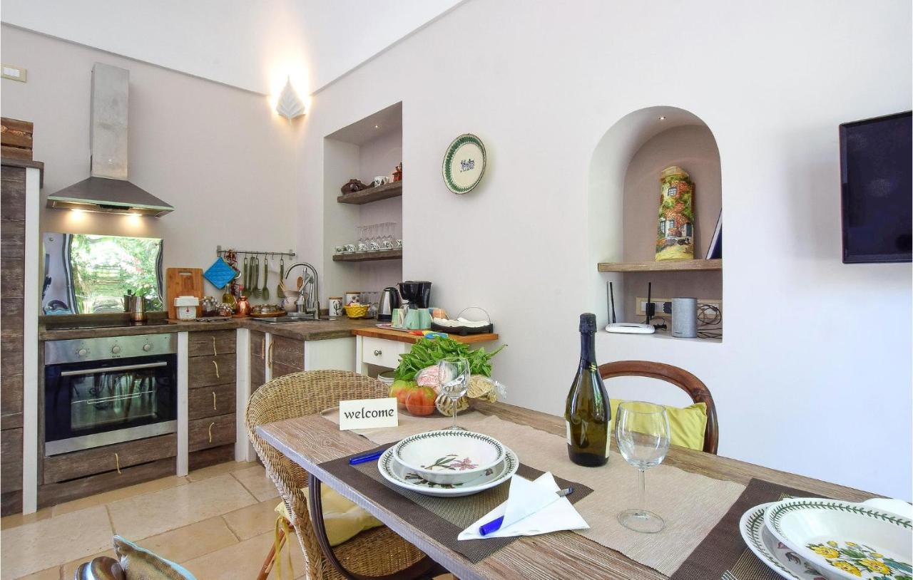 Cozy Apartment In Маса Лубрензе Екстериор снимка