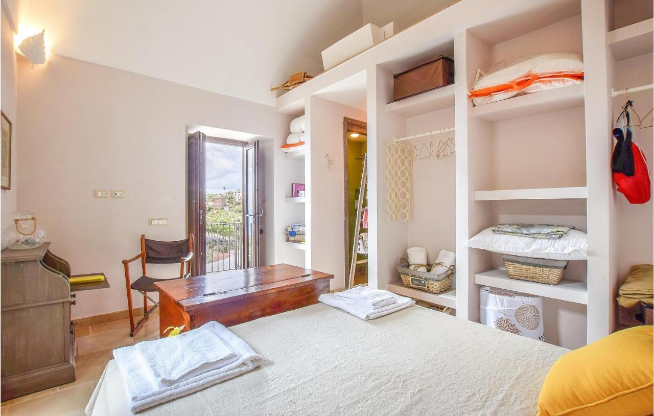 Cozy Apartment In Маса Лубрензе Екстериор снимка